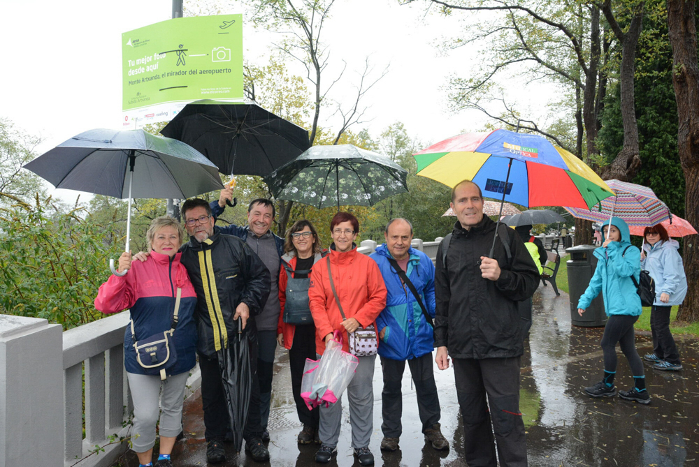 Foto 194 de la avituallamiento y mirador - Galería de la Subida a Artxanda 2019